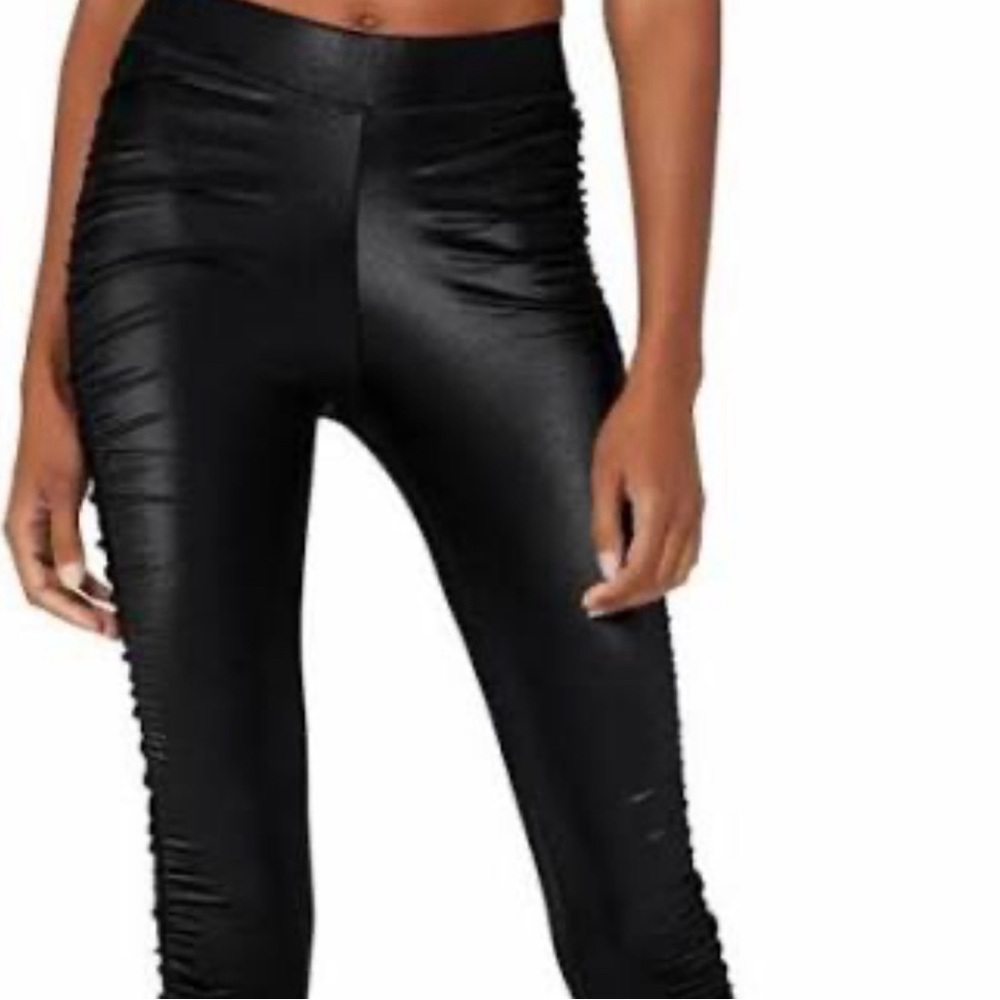 Alo Metallic Black Rouched Legging - Picture 2 of 3